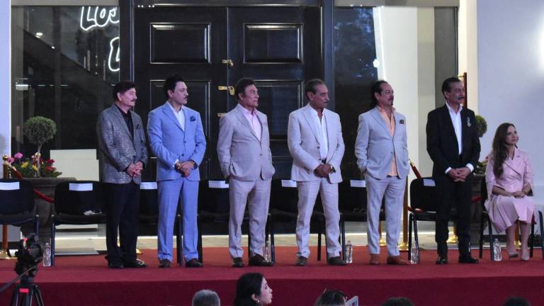 🐯🎵 ¡Revive la historia de los Tigres del Norte en su museo en Mocorito! 🎶🎸 Descubre la trayectoria de esta icónica banda de música regional mexicana 🇲🇽 #TigresDelNorte #Mocorito #Museo #MúsicaMexicana

sinaloahoy.com.mx/portal/el-muse…