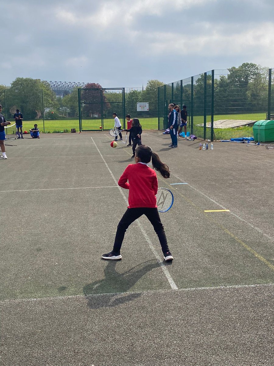 Pupils had the most incredible time at the tennis festival! Non-stop action, epic matches and unforgettable moments. Tennis lovers, you don't want to miss this! #TennisFestival #GameSetMatch #WeAreStar