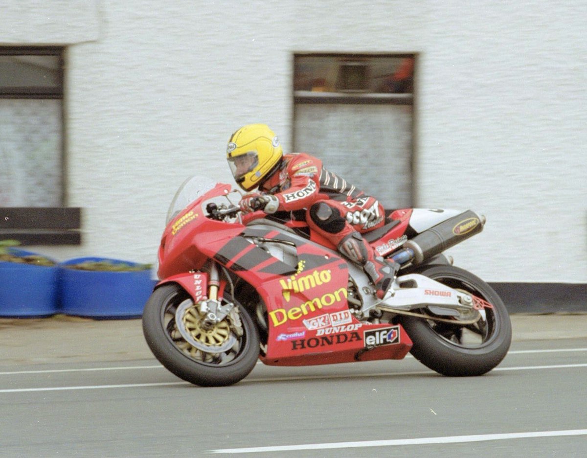 Joey Dunlop 🇬🇧3️⃣🏁 
#Legend