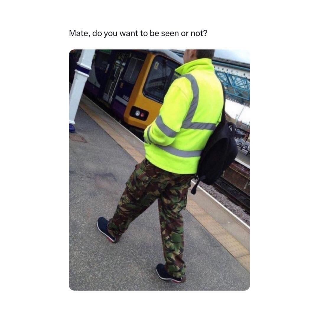 Looks like he lost a bet 😂
Does he want to be seen or not?..

#britisharmy #militaryhumour #veteran #soldiers #armylife #cadets #emergencyresponders