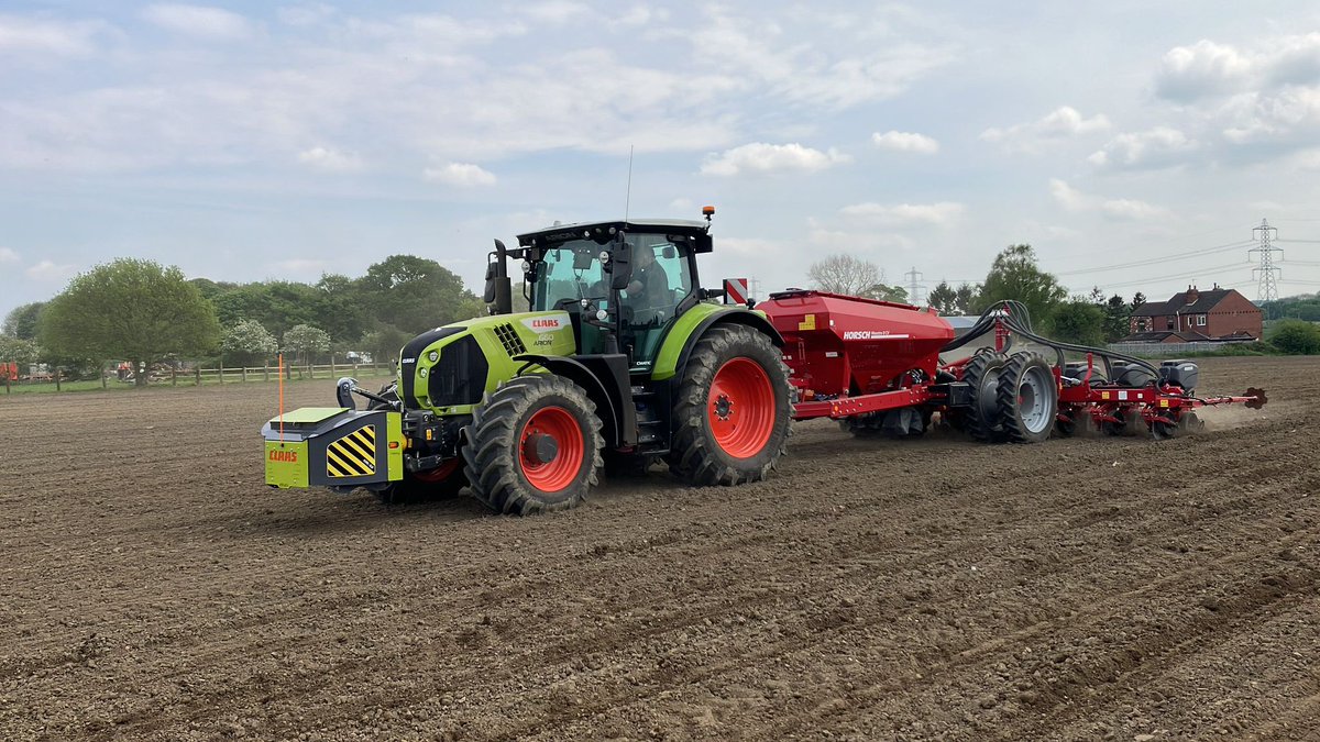 Ex demo CLAAS & HORSCH Maize seeding available for quick delivery