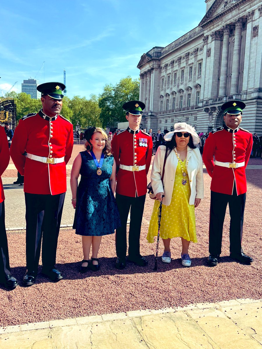 Approaching #NursesDay, I had the most wonderful opportunity to be invited to the His Royal Majesty’s Garden Party, along with some fantastic nursing staff and colleagues who are doing so much great work!