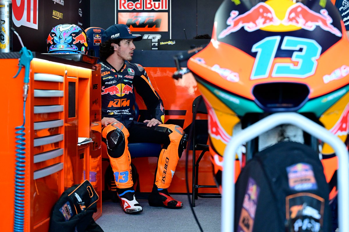 🚨 Celestino Vietti declared UNFIT for the #FrenchGP The Italian rider will not be able to participate this weekend after surgery on his left collarbone and we will have to wait for his return at the #CatalanGP. There will be no replacement. Cheer up Cele! 🧡