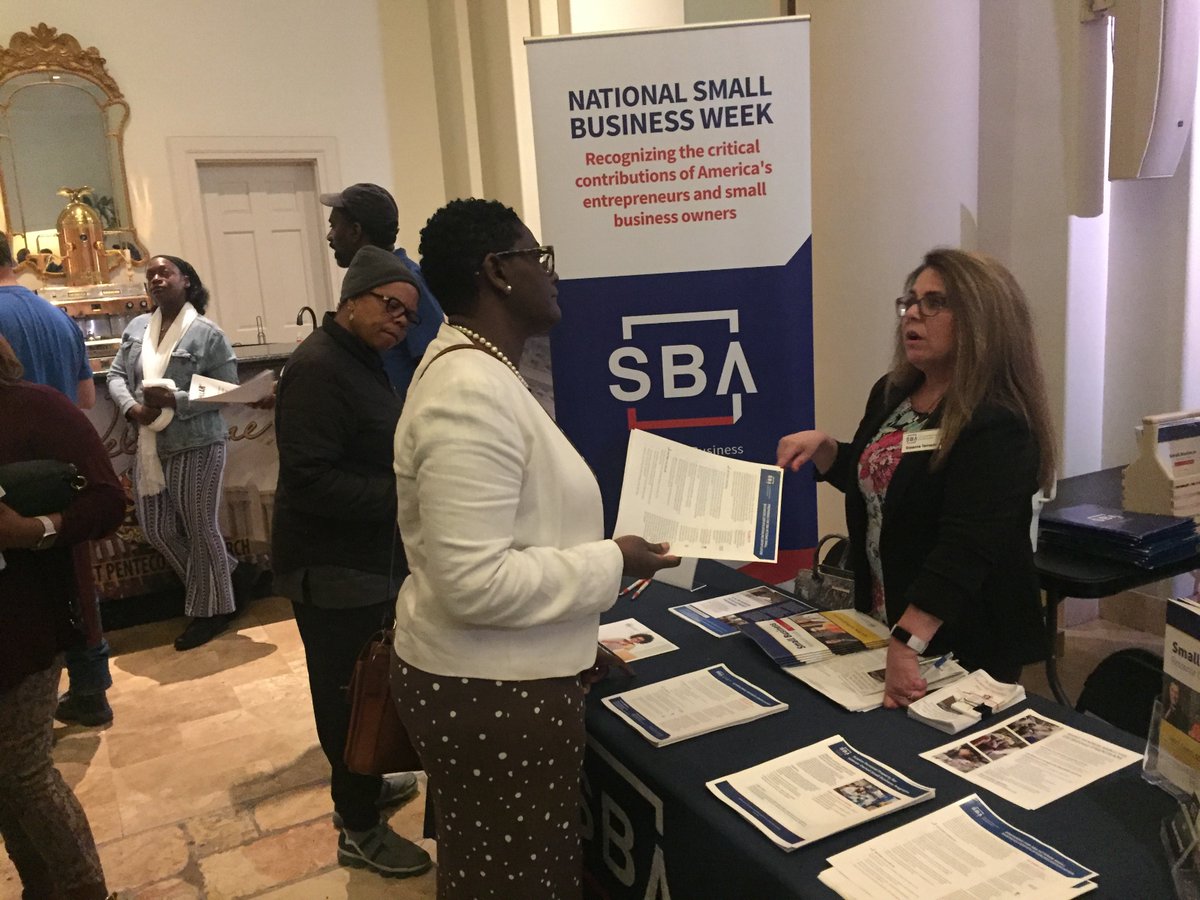 This week, #ARDO was at the Central AR #Veterans Benefits and Hiring Fair! 250+ vets attended the @DeptVetAffairs 2-day event! ARDO shared info w/ current/prospective #smallbiz owners. DDD Jerry Talbert and OMS Jess Roles joined in a veteran roundtable to create vet solutions!