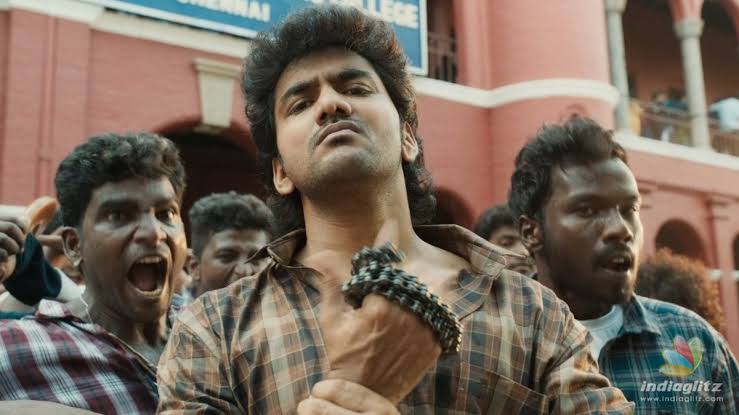 #STAR First Half ⭐| Carrier Best Film for #Kavin , His Swag was just Littt 🧨💥 , The College Portion was very 🏆🏆 Next the Back Bone of the Movie is Yuvan , he has done a good job in the BGM especially in the Melody 🎶 First Half - ⭐⭐⭐⭐⭐