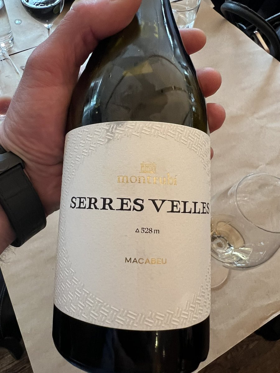 An other #macabeo #wine coming soon Serres Velles @montrubi sexy! #Tapeo