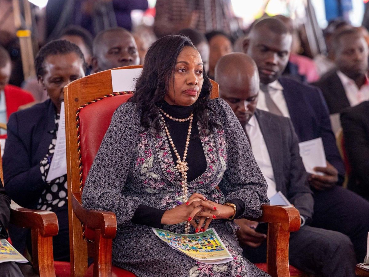 We have held a tearful, moving and compassionate memorial prayer service conducted by interdenominational clergy for 61 lives we lost in the Maai Mahiu flash floods tragedy at the Maai Mahiu Grounds today attended by H E Deputy President Rigathi Gachagua, . Prayers of courage,
