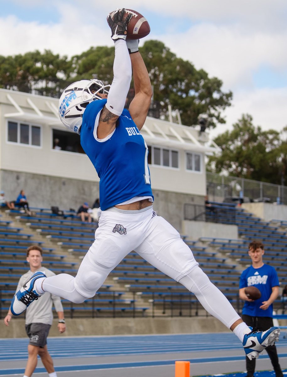 Jeremiah Patterson @jpuno_ @ San Mateo JuCo @CSM_Football picks up @OhioFootball Offer @coachTcsm