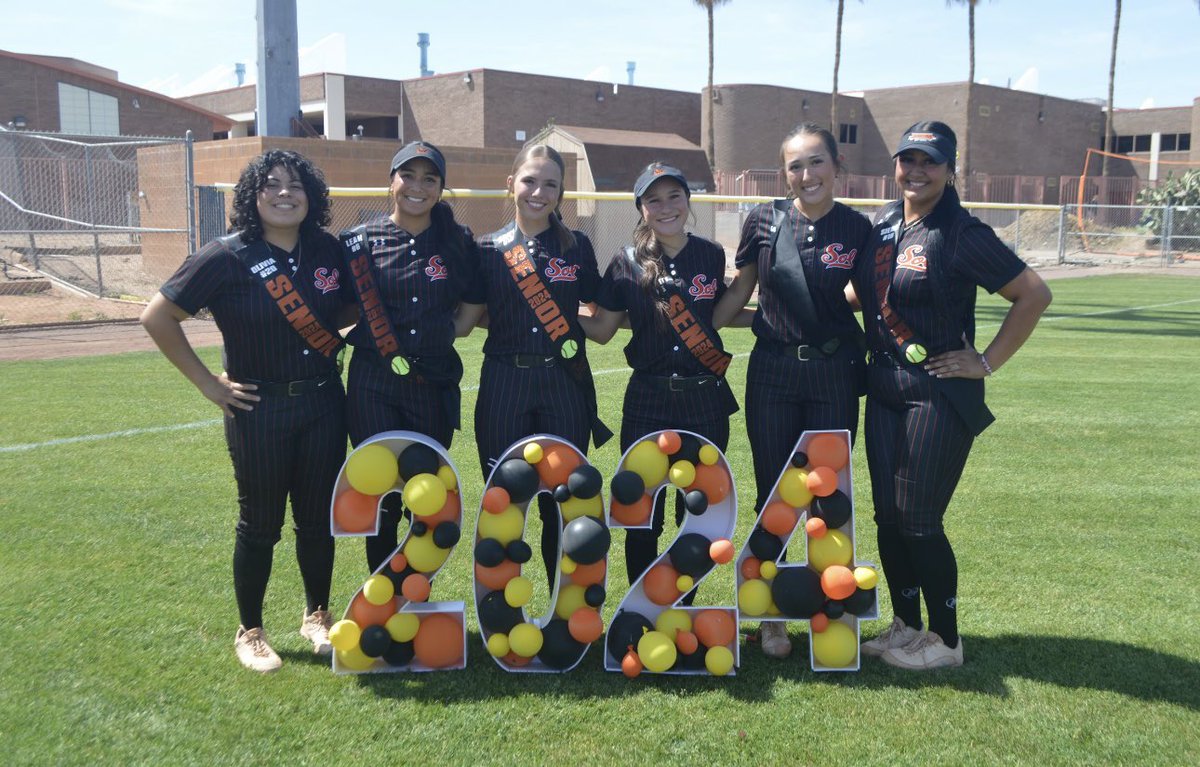 CDS Aztec Softball 🥎 tweet media