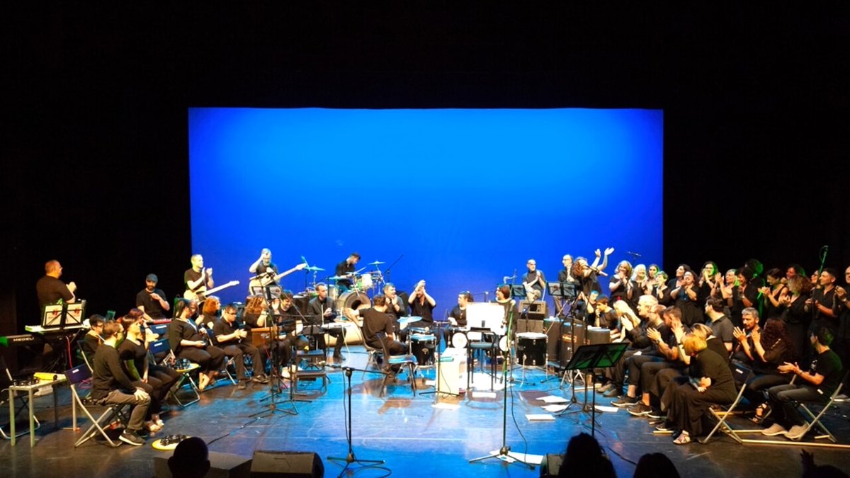 'Almeno noi, nell'Universo': l'Orchestra Ravvicinata del Terzo Tipo all'Auditorium Parco della Musica dlvr.it/T6fGdh