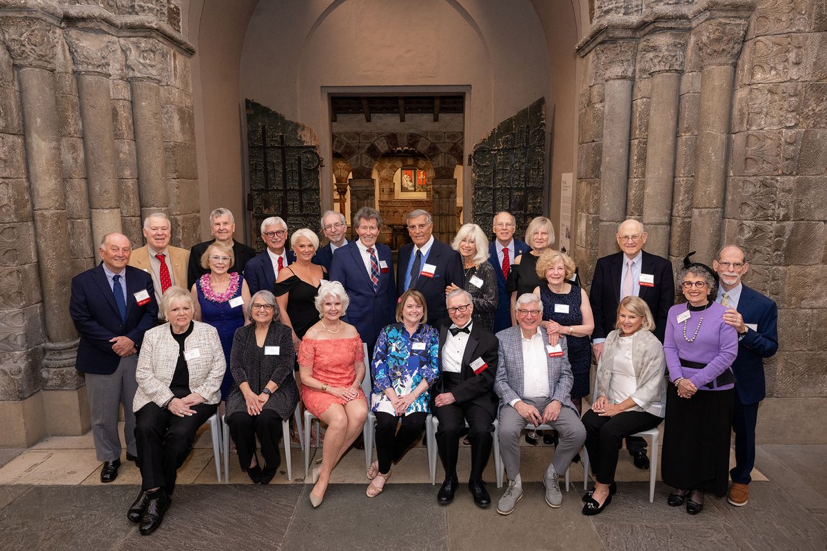 Reunion & Alumni Weekend 2024 brought together alumni, students, school leadership, faculty and friends to celebrate their #TempleMed pride! Read about highlights from the weekend at medicine.temple.edu/news/reunion-a…