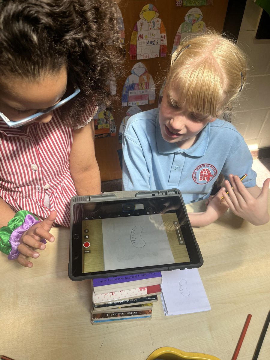 MrsHarrisHCIW's tweet photo. We have used Stop Motion to create an animation to show the lifecycle of a plant! 🌱@EAS_Digital @HenllysCIW https://t.co/wfPOXRmZV0