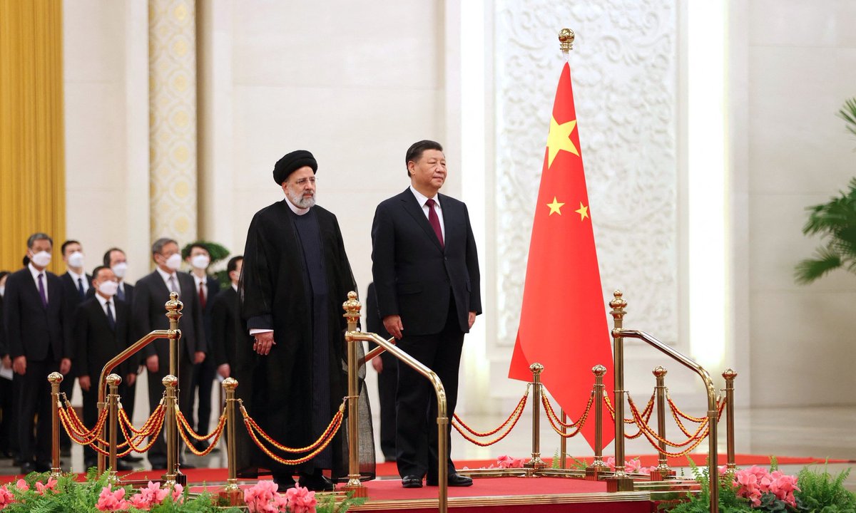China rejects the United States request to stop buying Iranian oil.