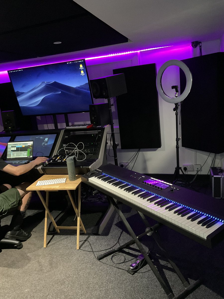 DMU Made tweet media