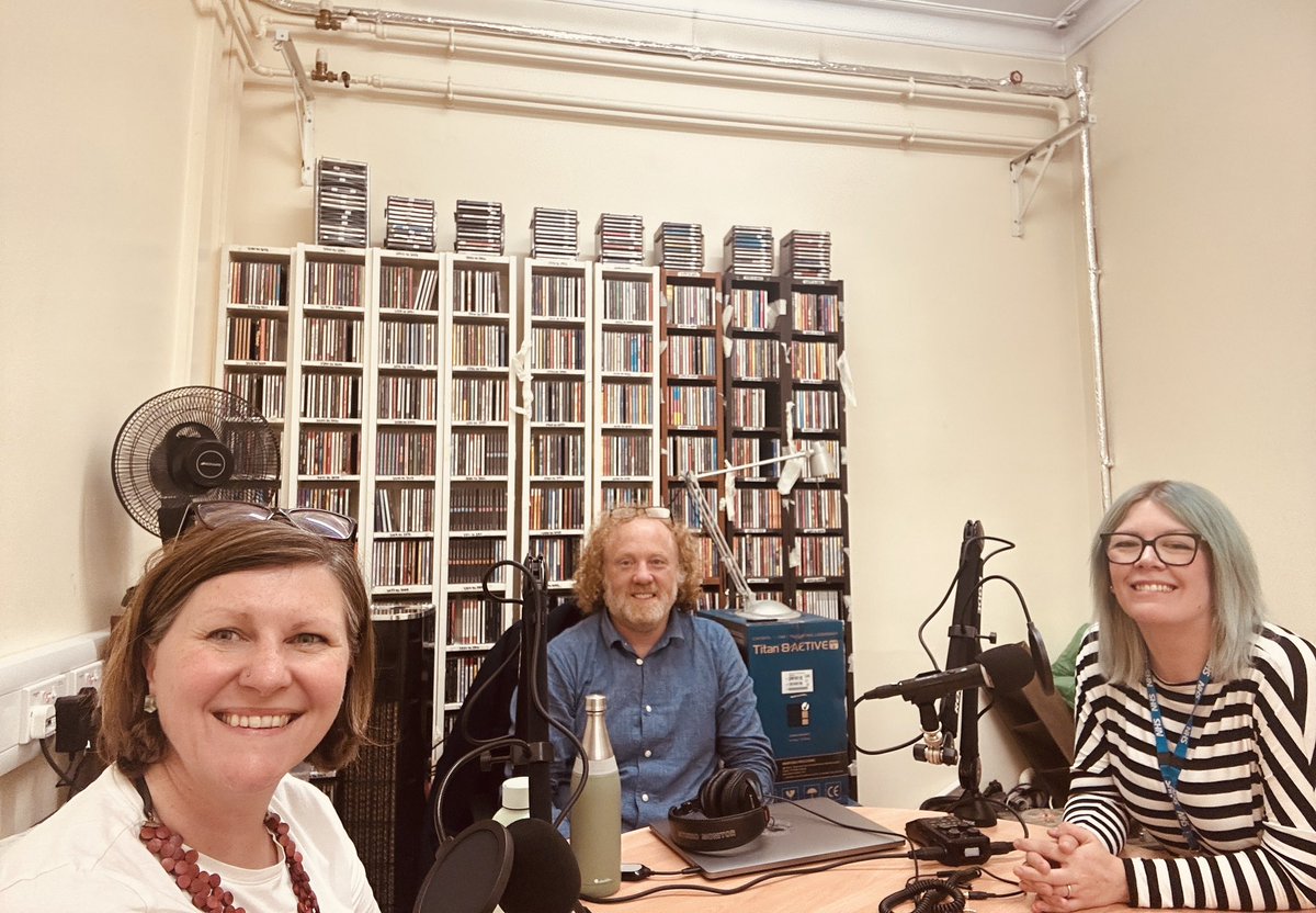 Retro filter required for my catch-up with my old @NEYGenomics colleagues in @LeedsHospitals old hospital radio room to record an episode of their ‘Road To Genome’ podcast - talking nursing, genomics and #Lynchsyndrome 🧬