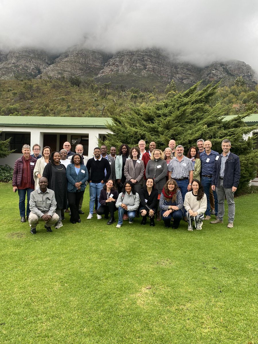 Yesterday was a milestone - the establishment of an agroecology knowledge network for tertiary education institutions and research organisations in South Africa. Inspiring to engage with this committed and passionate group who support a paradigm shift towards a more sustainable.