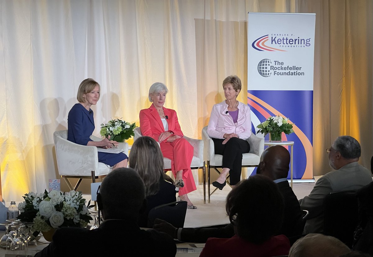 “I don’t think our democracy has ever been this threatened. We are hanging on by a thread.” —Christine Todd Whitman
.
.
#KFConvos #DemocracyIsNotPartisan #KetteringFoundation #RockefellerFoundation