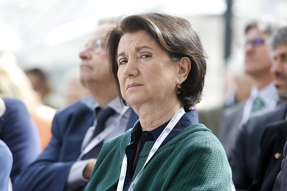 A #Roccella non è stato impedito di parlare, ha scelto di rinunciare al suo intervento perché incapace di gestire le contestazioni, proprio come fece lo scorso anno a Torino. O è una mistificatrice oppure non ha la tempra giusta per fare politica. Probabilmente entrambe le cose.