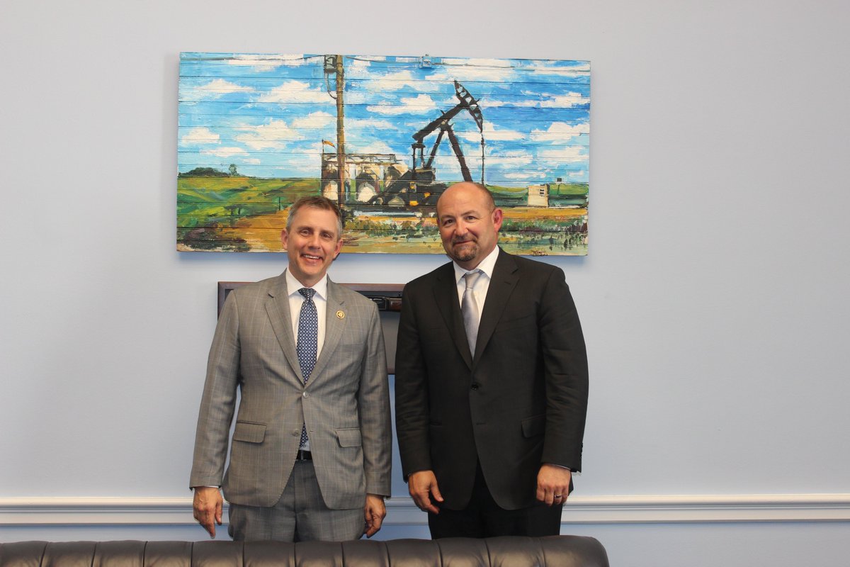 It’s always a pleasure to meet with energy producers like Minnkota Power Cooperative President and CEO, Mac McLennan. He provided me with valuable updates on industry operations in North Dakota.