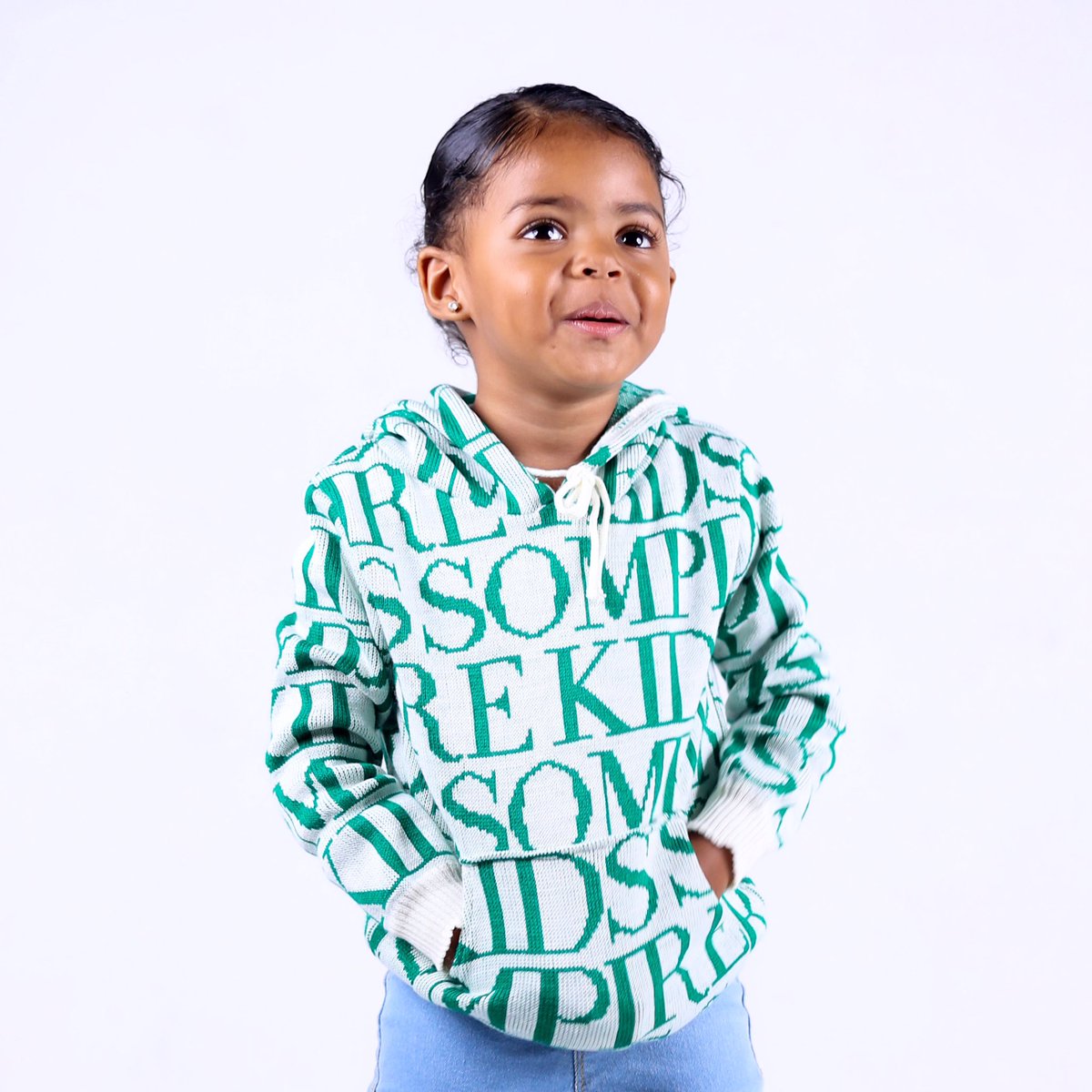 Keep your little ones cozy and stylish this season with our adorable knit Hoodie! Now available at sompirekids.com 💜