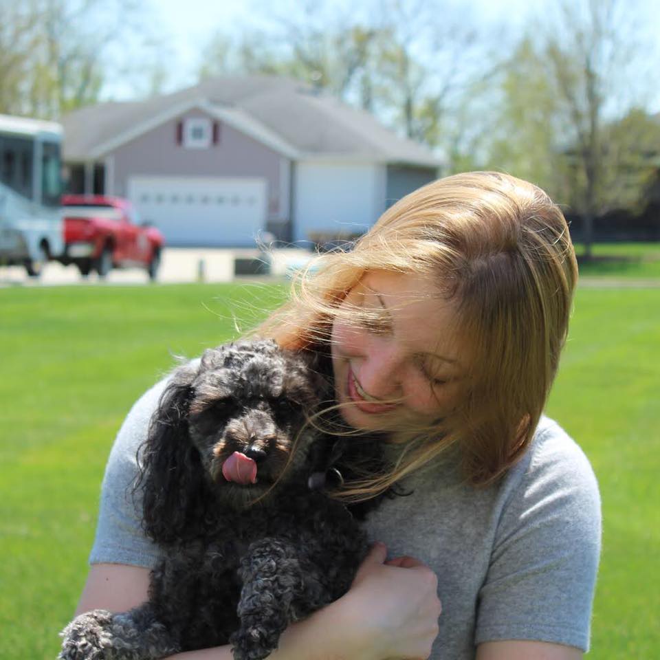 ✨ Volunteer Spotlight ✨ Nicole joined us as a foster in the summer of 2022 and has helped 7 cats find their homes. Nicole has also volunteered her time helping with vetting for our metro fosters and recently got trained as a foster coordinator. Thank you for all you do Nicole!