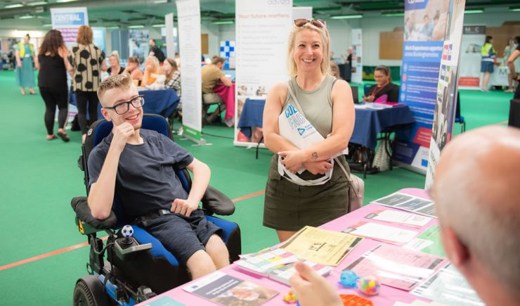 The Confident Futures Skills Show 2024 is Bucks' premier experiential careers event, designed for young people and career seekers with special educational needs and disabilities. Attendees: orlo.uk/fQZcP Exhibitors: orlo.uk/a8uzE #DisabilityConfidentBucks