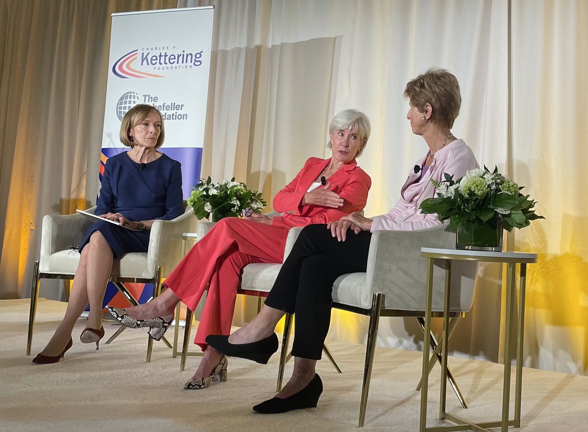 “It is not just the elected bodies that Americans have some doubt about; you see people losing faith that the courts are really nonpartisan.” —Kathleen Sebelius
.
.
#KFConvos #DemocracyIsNotPartisan #KetteringFoundation #RockefellerFoundation