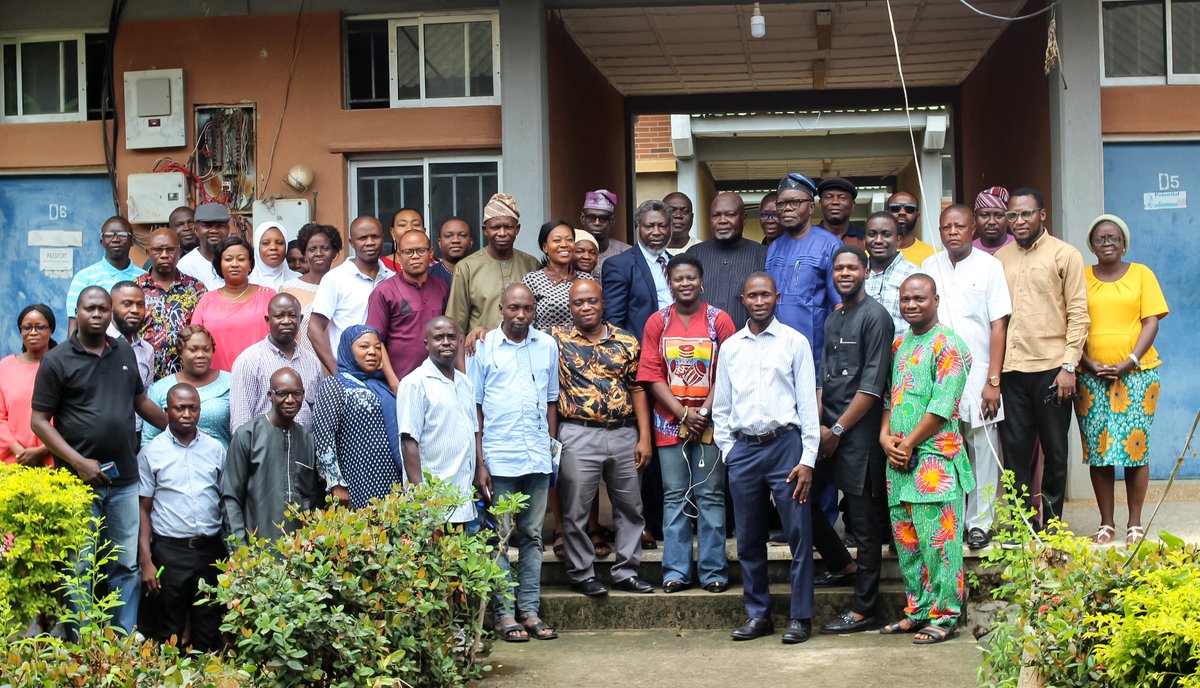 ominirahq's tweet photo. Recently, we organized a workshop on "land administration: technology & best practices" with the Osun State Ministry of Lands & Physical Planning. Experts and officials of the ministry rubbed minds on ways technology can improve #landaministration. #propertyrights #landusereform https://t.co/PKwgTEXLya