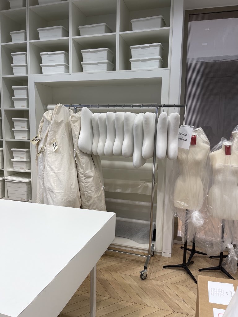 Since we’re in the talk of archival fashion, I just wanted to reminisce that time we got a private tour into Dior Heritage by the legendary Soïzic Pfaff, the directrice of the archives and someone who I’ve looked up to since I started collecting.