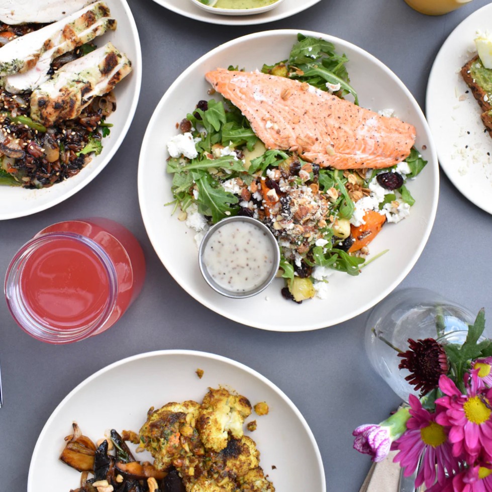 ChartwellsWSC's tweet photo. Happy National foodie day! 
What’s your favorite food? 🥘 Share a pic or tell us in the comments below 👇 
#foodieday https://t.co/9mfq9DSR65
