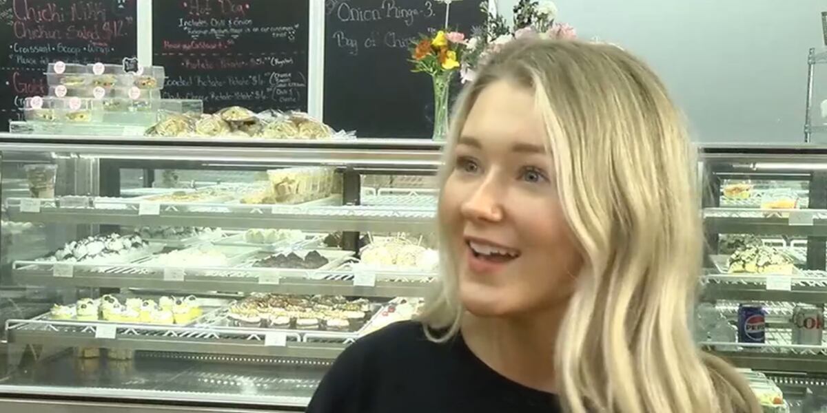 16-year-old self-taught baker opens her own bakery: ‘I knew what I could do’

wwnytv.com/2024/05/09/16-…

#WhiskedAway

A 16-year-old from Richlands, Virginia is learning to balance school, a social life and owning her own bakery.