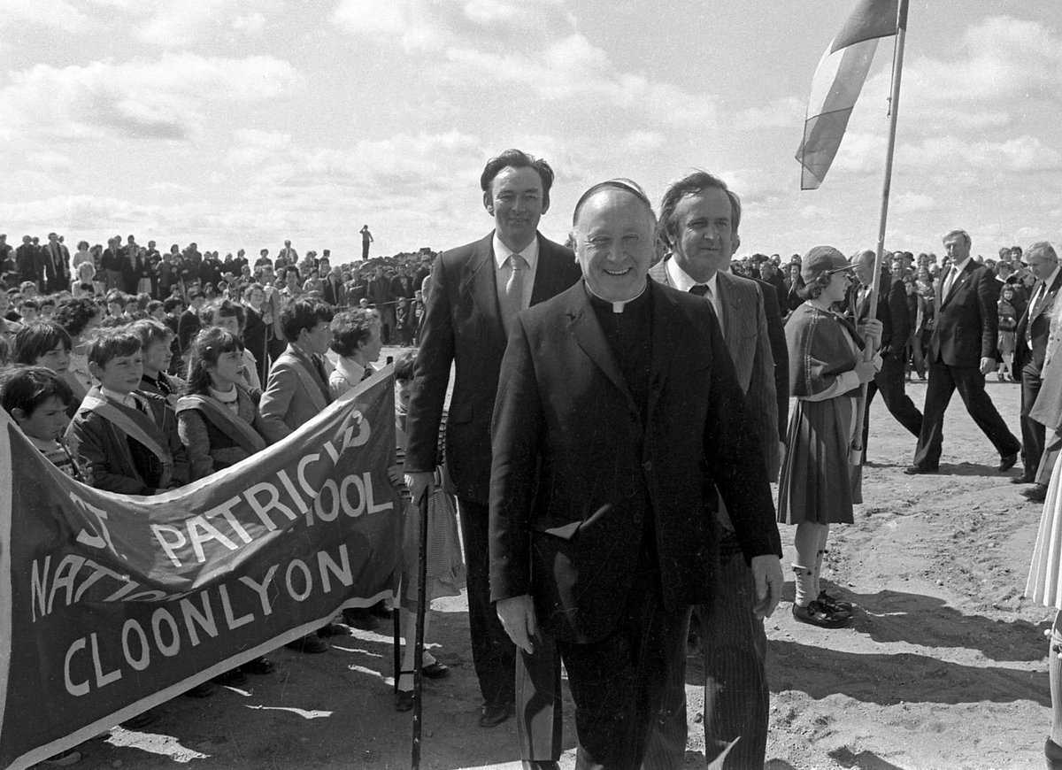 #ThrowbackTuesday On this week in 1981 the first sod was turned at Knock Airport by Minister for Transport Albert Reynolds with Minister for State Padraig Flynn also in attendance. The site was blessed by Bishop of Achonry Dr Thomas Flynn on the day. A huge day in the airport's…