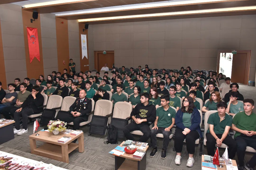 JSGA Başkanlığı tanıtım faaliyetleri kapsamında Cezeri Yeşil Teknoloji Mesleki ve Teknik Anadolu Lisesi ziyaret edilerek öğretmen ve öğrencilere JSGA hakkında bilgilendirmede bulunulmuştur.