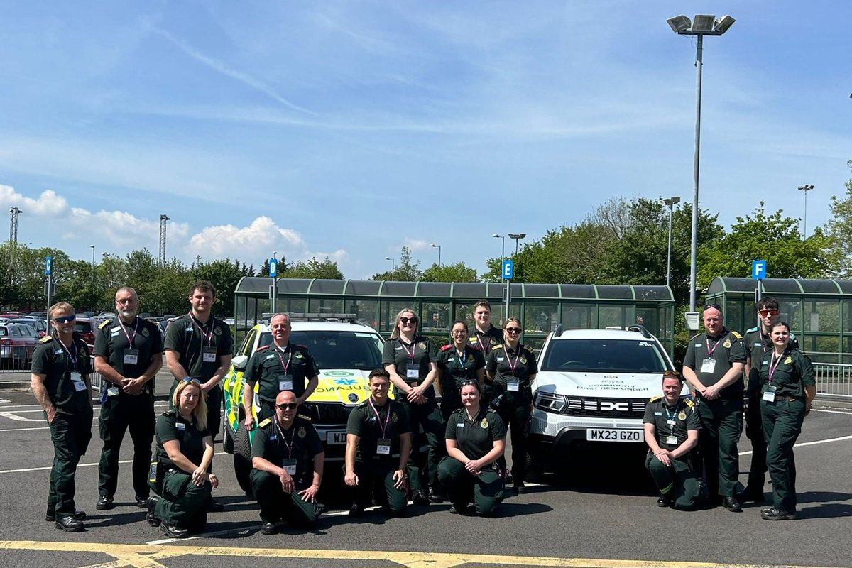 Had a fantastic opportunity today supporting @swasFT to deliver 4 medical sim scenarios for tri-service students at Bridgewater college! Great weather for it too 😁☀️