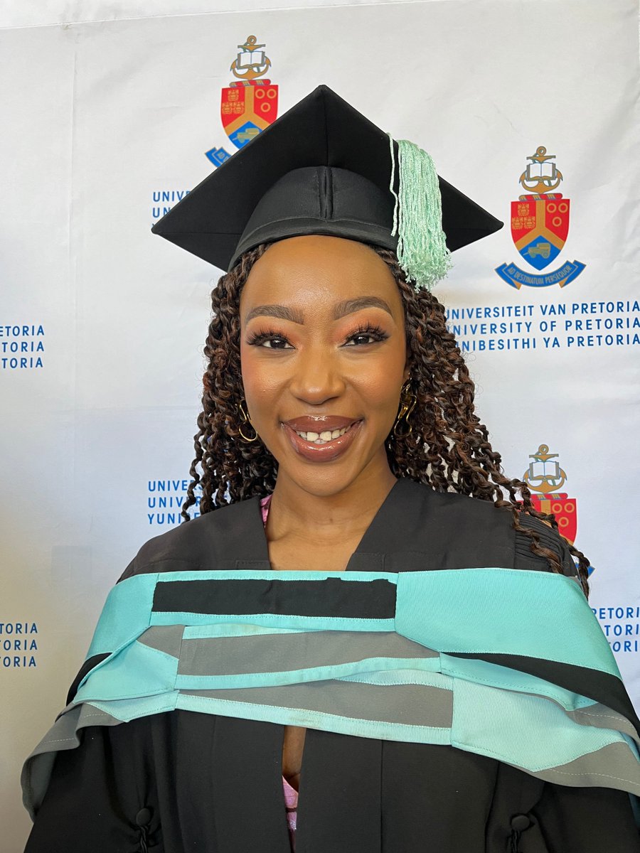 UP ALL THE WAY: Kudos to UP graduate and junior mining engineer Divine Ile, whose master’s thesis earned her a distinction. Read more: ow.ly/wjNv50RAy3w

#UniversityOfPretoria #UPGraduation2024