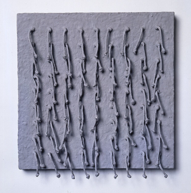 In honor of #BrainTumorAwarenessMonth, we are spotlighting Eva Hesse, who left a profound impact on the Minimalist and Post-Minimalist art movements. Hesse was diagnosed with a brain tumor at 33 and passed away less than a year later. Learn more: nmwa.org/art/collection…