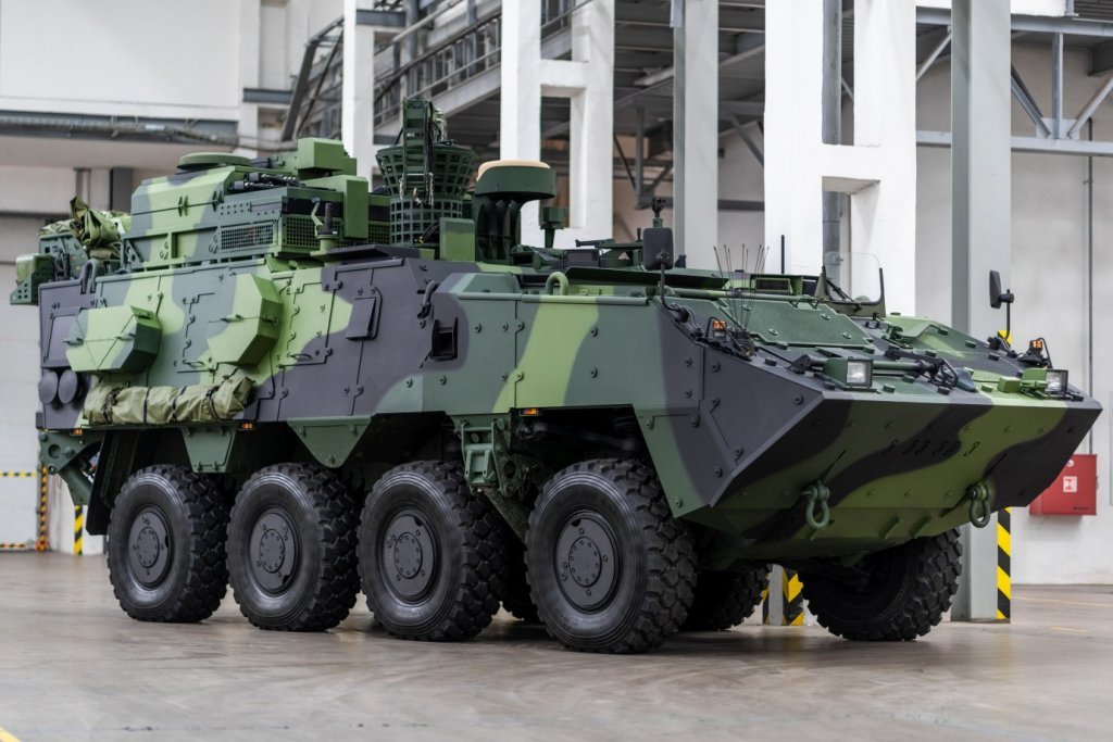 TDV. Tatra Defence Vehicle company. A less known, yet increasingly important strategic asset of Czech Defense Industry for armored wheeled platforms. THREAD 🧵 1/25 ⬇️