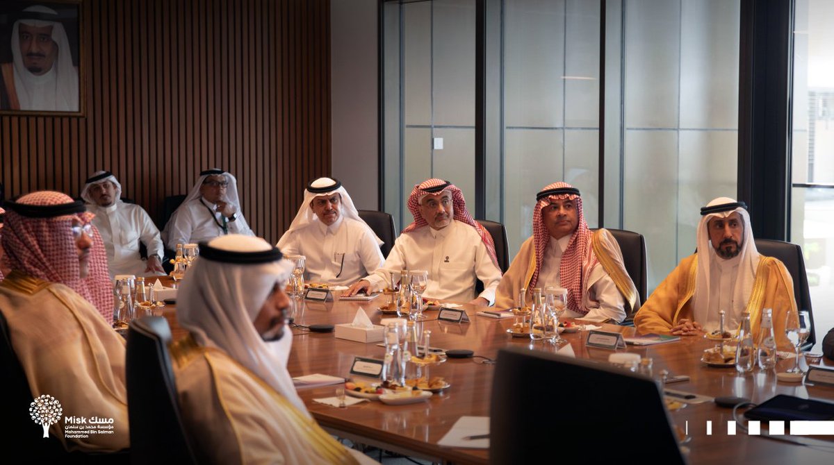 MiskKSA's tweet photo. سعدنا في مؤسسة محمد بن سلمان "مسك" بزيارة معالي وزير التعليم (@moe_gov_sa) الأستاذ يوسف البنيان لمدارس مسك في مدينة محمد بن سلمان غير الربحية "مدينة مسك"؛ حيث كان في استقباله معالي نائب رئيس مجلس الإدارة الدكتور غسان الشبل، وجرى النقاش حول الجهود التكاملية بين المنظومتين، وأوجه التعاون المشترك.

#مؤسسة_مسك