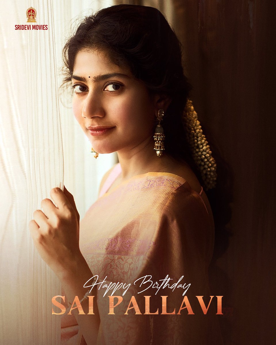Wishing the actress who's a synonym of simplicity & amazing performance @Sai_Pallavi92 a Happiest Birthday 💐 Wish you happiness, success and lots of love from everywhere around the world 😇 #HBDSaiPallavi