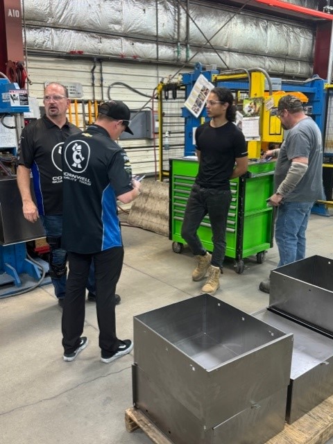 A man of many talents! Check out @ProckRocket_TF spray paint a new #CornwellTools toolbox! Thank you Austin for the visit with the folks at our Van Wert, OH toolbox manufacturing facility yesterday! Great having you. #tools #toobox #NHRA