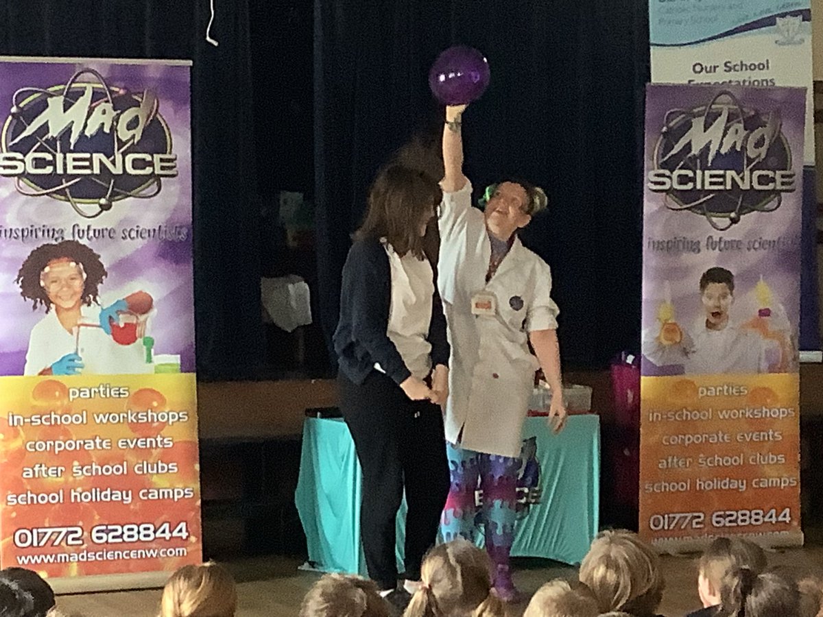 What a treat! The children in KS1 and KS2 loved today’s Science assembly. Thank you Mad Science… we have a wealth of keen, young scientists at Our Lady of Lourdes. #MakeADifference #ololprimary_HT #ScienceOLOL