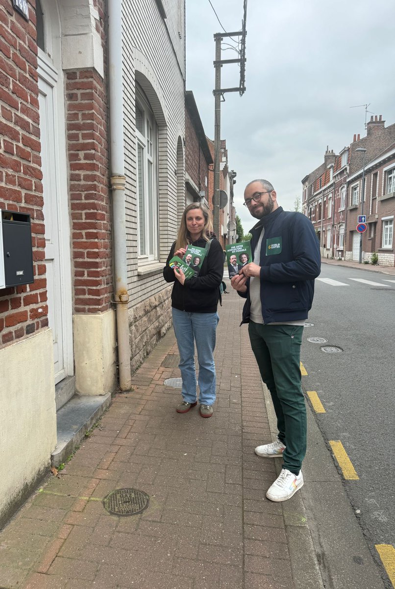 Un super accueil pour notre porte-à-porte à Lille-Sud. Pour la justice sociale et climatique, le 9 juin on vote Marie Toussaint. #Europeennes2024