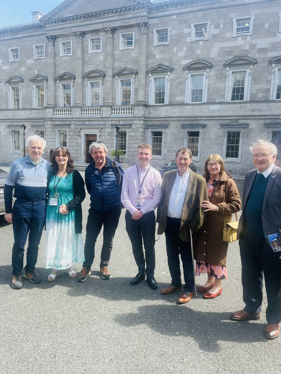 Thank you so much @davidgriffinff for the warm welcome for our @IrishDementiaWG and @DCCNIRL members at Leinster House today!