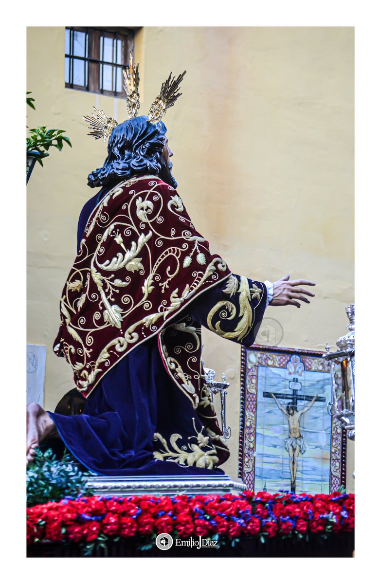 · Jueves de Oración en el Huerto ·

@hdaddemontesion @AMRedencion 

#SemanaSanta #SemanaSantaSevilla #Ssanta
#SsantaSevilla #Sevilla #Cofrades #Cofradias #Fotos
#tdscofrade #Montesion #MontesionSevilla #Oracionenelhuerto
#SSanta #SSantaSevilla

📸: @EmilioDiaz87