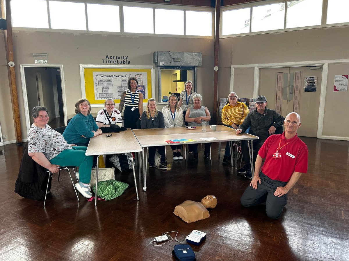 Huge thank you to Gordon from @britishredcross who delivered a fantastic introduction to first aid basics session to some of our service users today! A very fun and informative session 💙