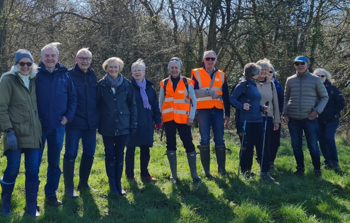 May is #NationalWalkingMonth, a great time to join us on our #FREE ‘Steps to Wellbeing’ walks! The 2-to-3-mile circular walks usually last around 45 mins and take place in #Otford #Shoreham & #Sevenoaks! Find out more & register – sevenoaks.gov.uk/walking