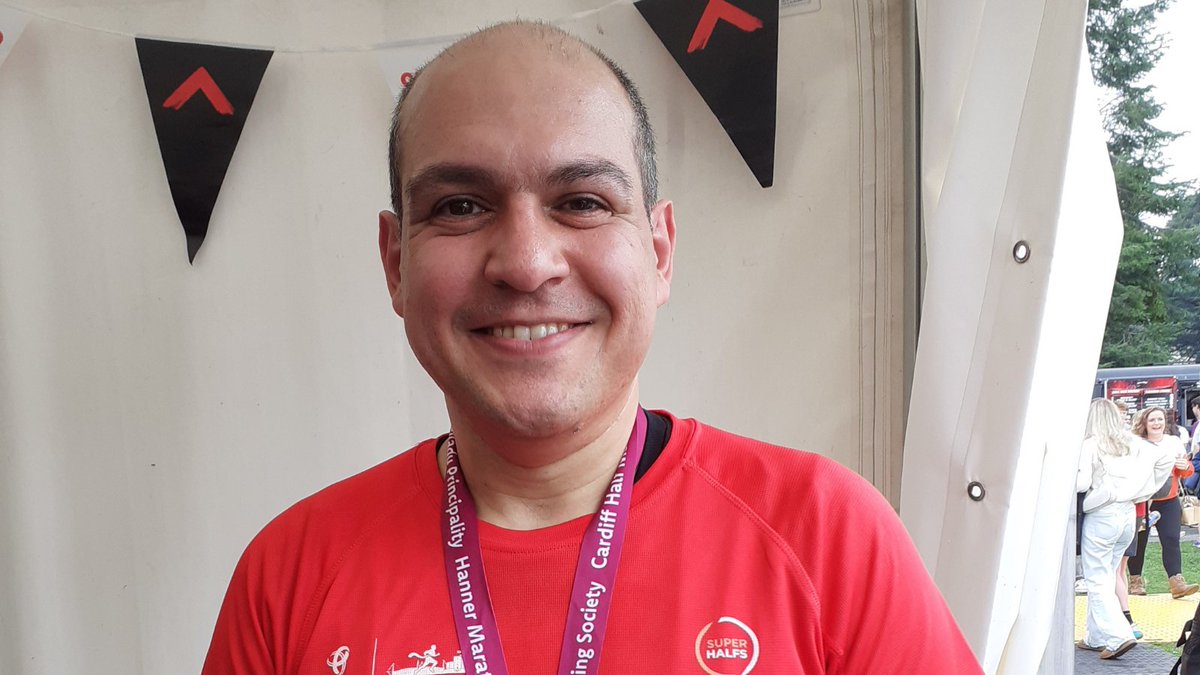 Al, a hospital doctor, ran the @CardiffHalf for #TeamShelterCymru last year. He said: “The atmosphere was really good - there were so many people cheering us on. I got a lot of high fives around the course!' Register here: action.sheltercymru.org.uk/cardiffhalf