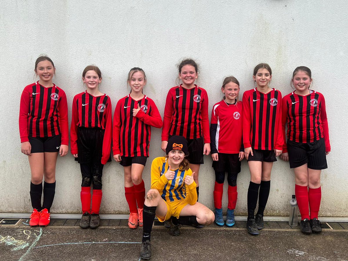 I could not be more PROUD of these girls! In the last game the girls football, they all battled and showed great desire. Unfortunately, losing the game by a narrow score line, the girls showed what @WygateA is all about. Resilience and a never give up attitude! #REACH #WygateWay