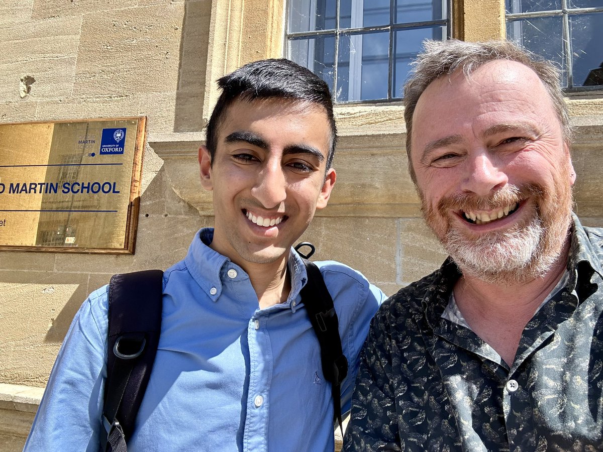 Seeing @Kaulofthewilduk talk at the Oxford Martin School today was humbling. Hard to imagine someone so coherent and determined is still only 18. Great work Kabir. See you soon.