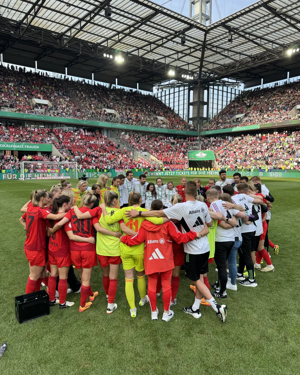 Proud of you @FCBfrauen ♥️ Mia San Mia always.